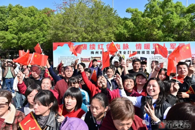 丰顺少年们戎装加身,荣耀启程!每一帧都好感动…