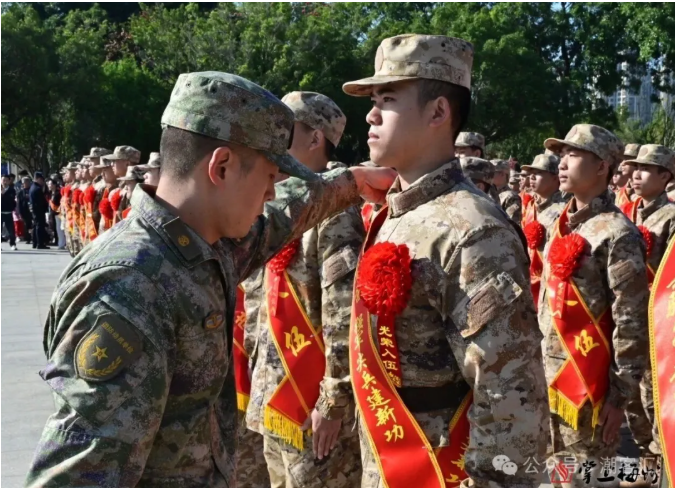 丰顺少年们戎装加身,荣耀启程!每一帧都好感动…