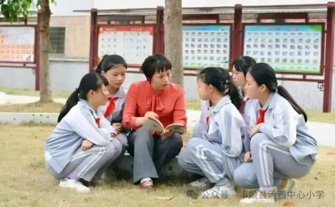 丰顺女校长退休!35年教育坚守,27年校长担当